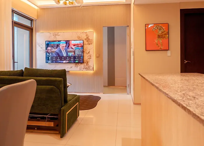 Appartement Premium Units At Gentry Manor Beside Okada And Near Airport